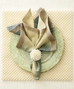 Kim Seybert Zinnia Napkin Ring In Pearl, Set Of 4