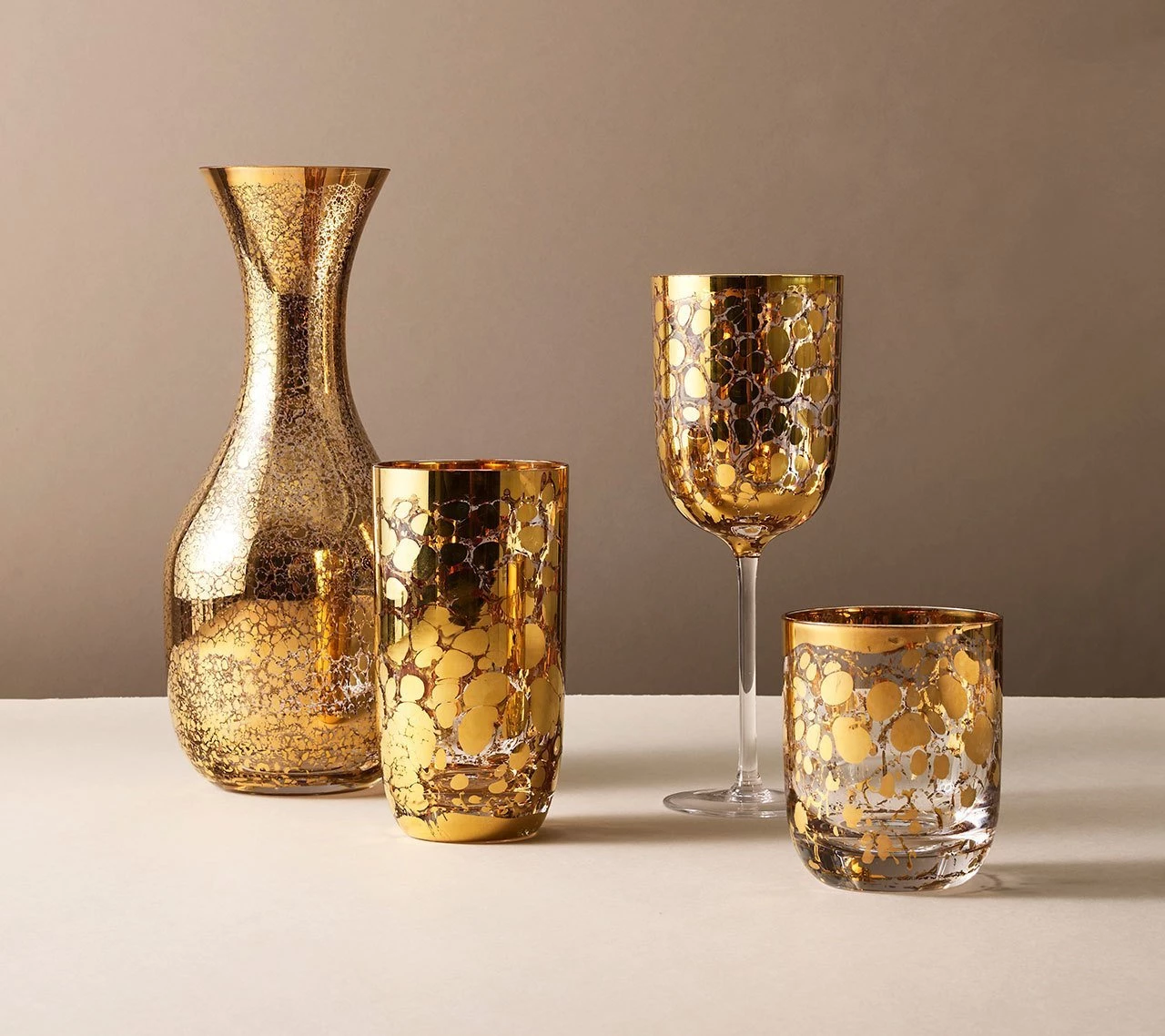 Kim Seybert Crackle Decanter In Gold