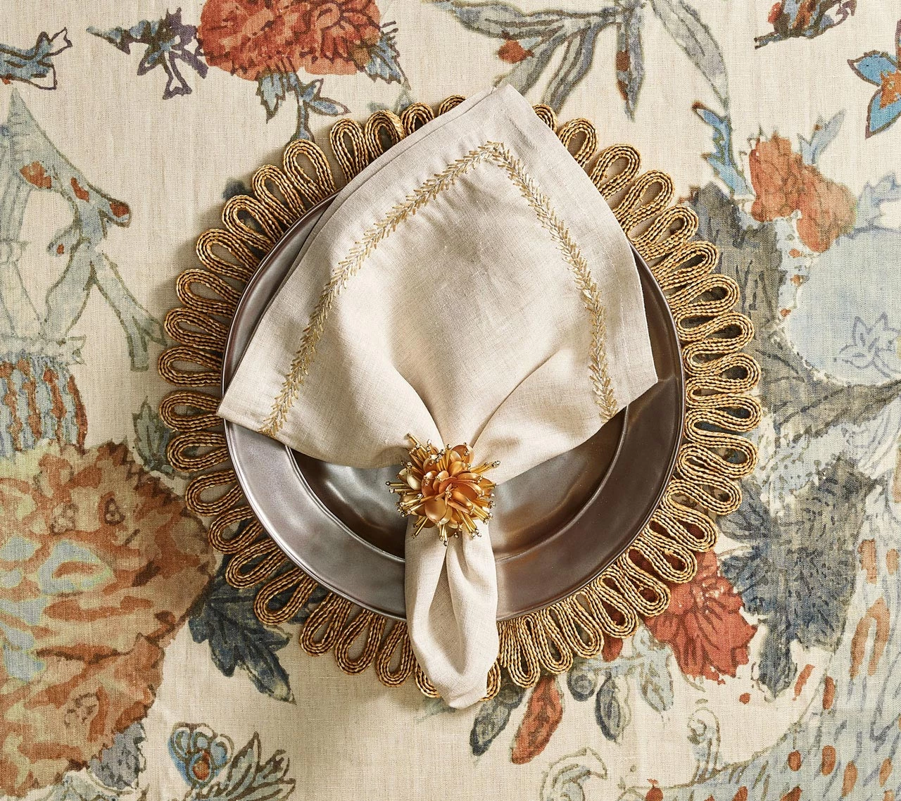 Kim Seybert Starburst Napkin Ring In Gold, Set Of 4