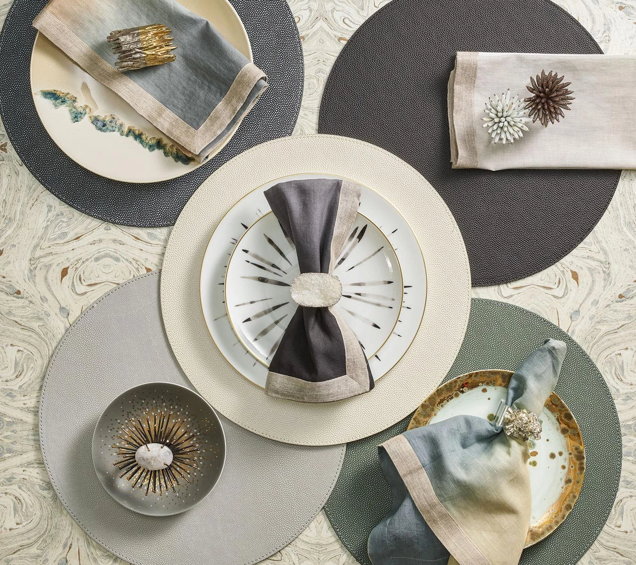 Kim Seybert Napkins Dip Dye Napkin In Gray & Black, Set Of 4