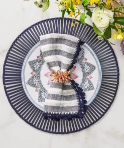 Kim Seybert Napkins Linea Napkin In White & Navy, Set Of 4