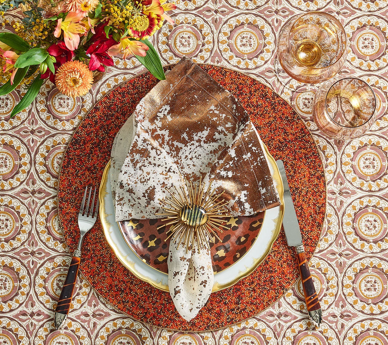 Kim Seybert Metafoil Napkin In White & Bronze, Set Of 4 Napkins