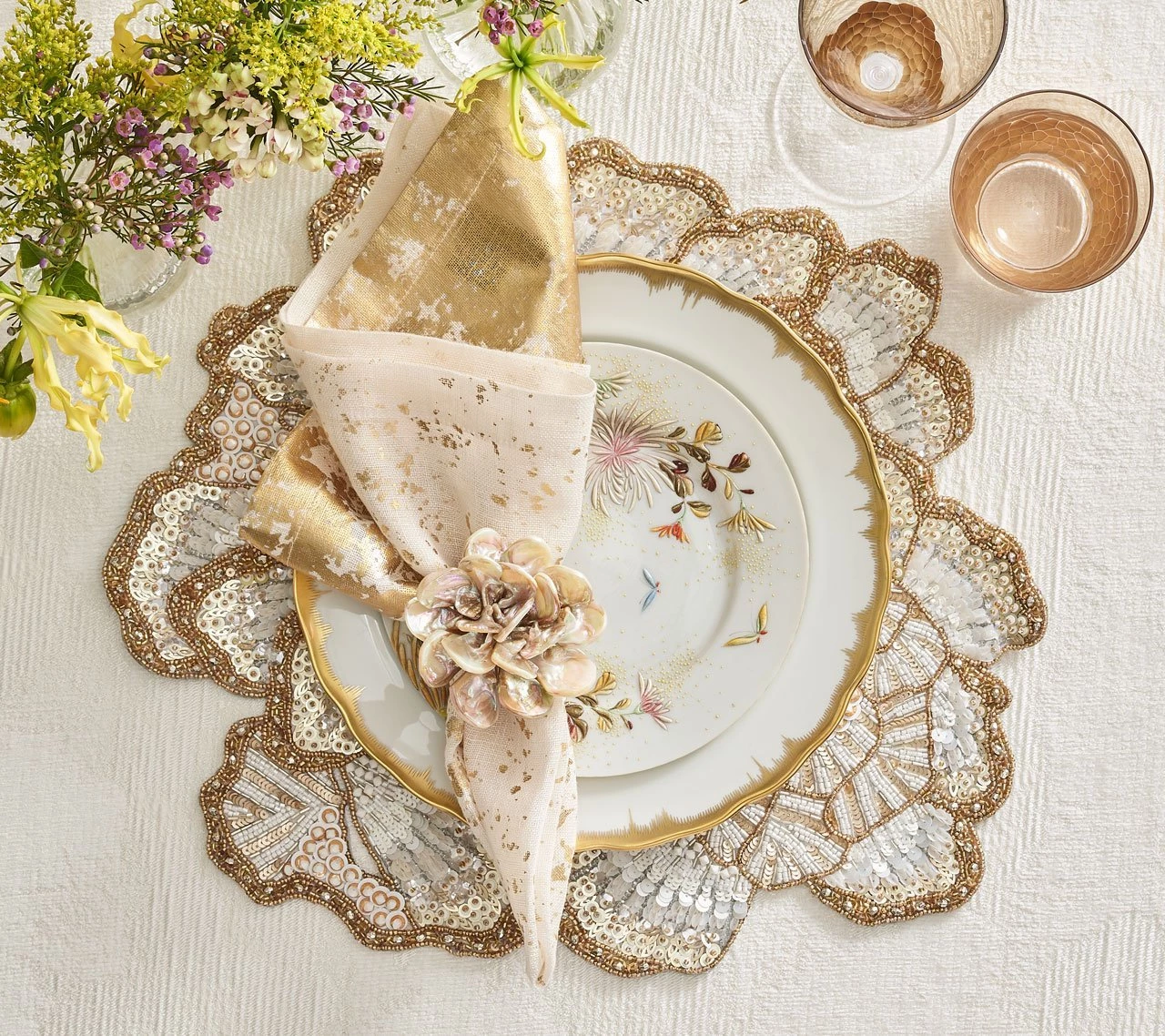 Kim Seybert Metafoil Napkin In White & Gold , Set Of 4 Napkins