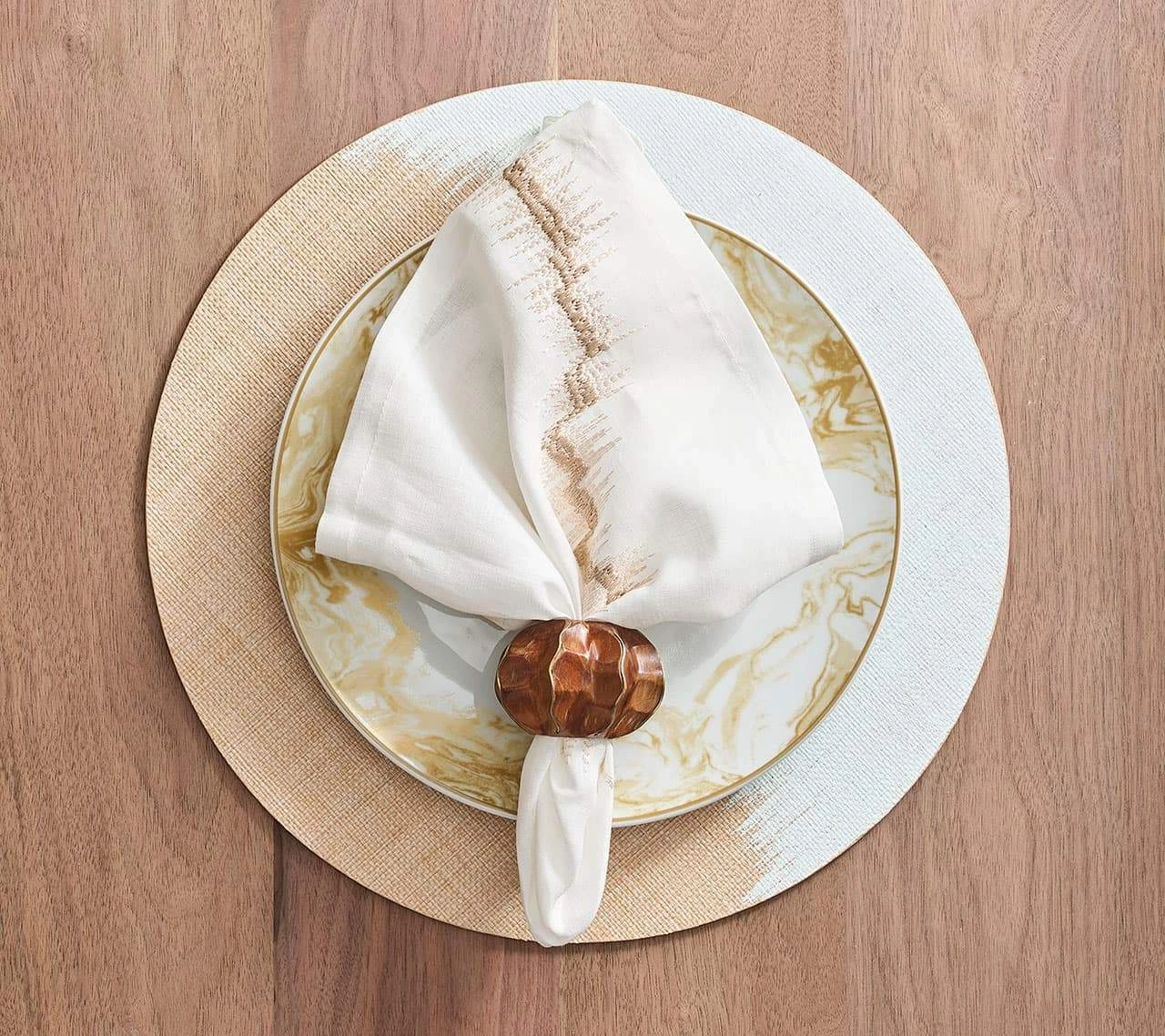 Kim Seybert Twist Napkin Ring In Brown & Gold, Set Of 4