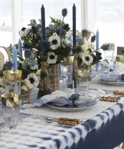 Kim Seybert Tablecloths Duo Dye Tablecloth In Navy & Periwinkle