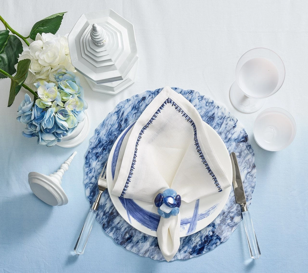 Kim Seybert Placemats Waves Placemat In White & Navy, Set Of 4