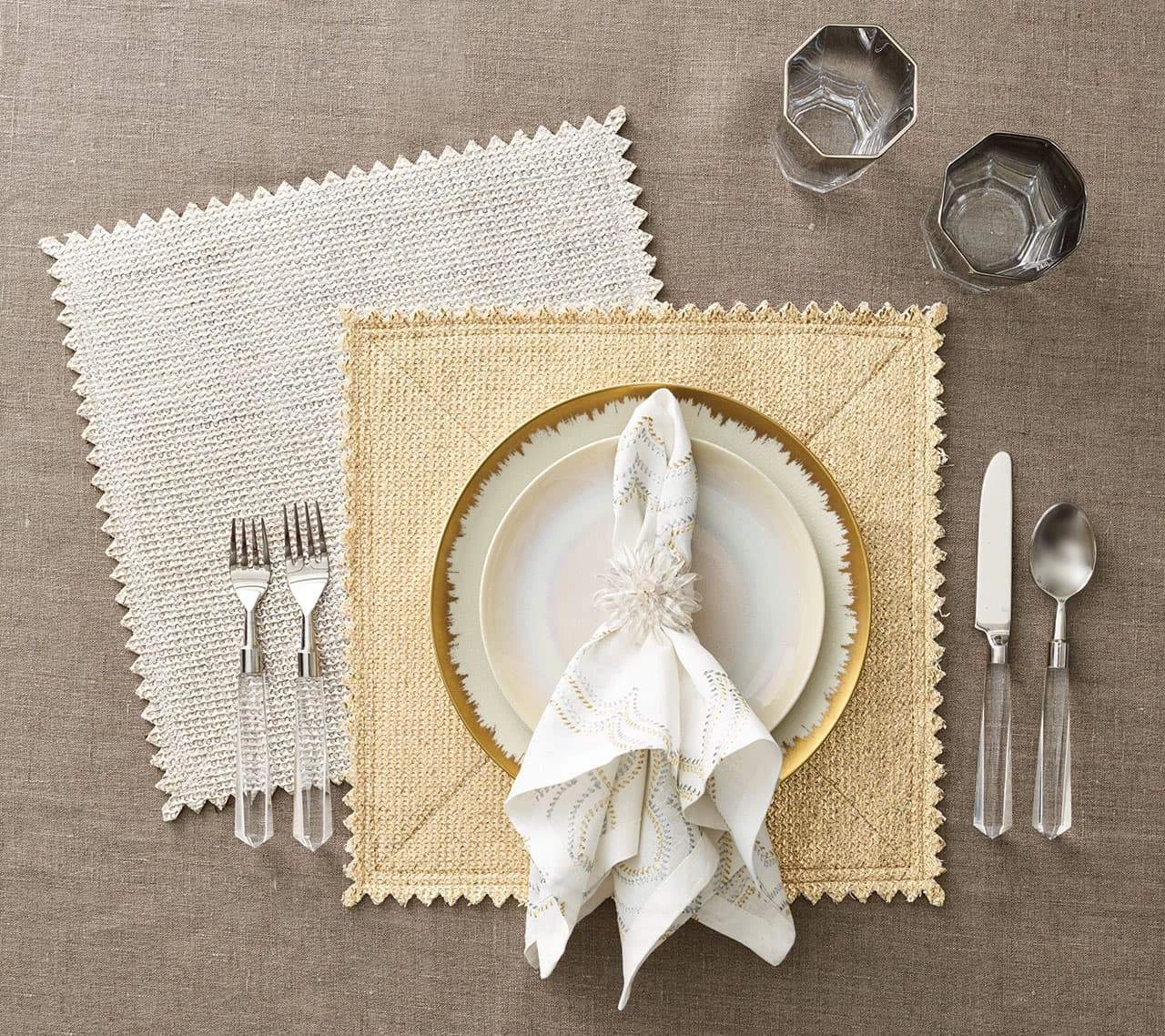 Kim Seybert Napkins Tangier Napkin In White, Gold & Silver, Set Of 4