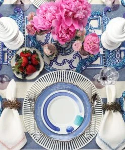 Kim Seybert Table Runners Toile Table Runner In White & Navy