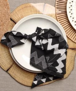 Kim Seybert Michelle Napkin In Ivory & Black, Set Of 4 Napkins