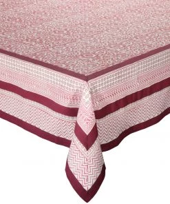 Kim Seybert Zahara Tablecloth In White & Red